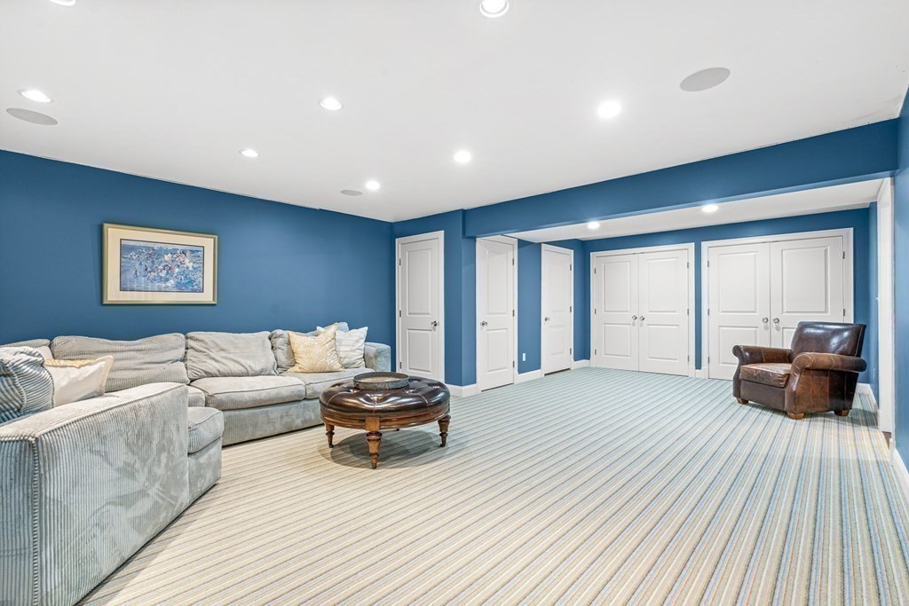 2 River Glen Road Wellesley, MA 02481 - Photo 30 of 39