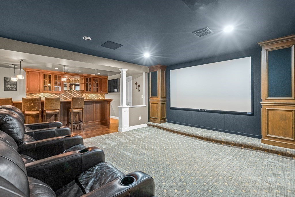 2 River Glen Road Wellesley, MA 02481 - Photo 31 of 39