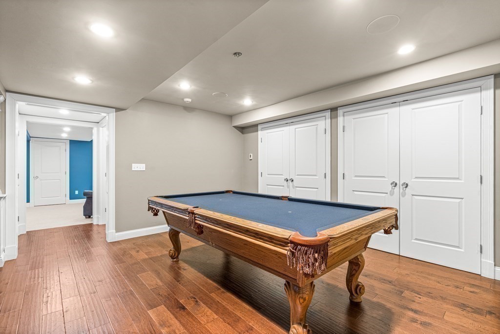 2 River Glen Road Wellesley, MA 02481 - Photo 35 of 39