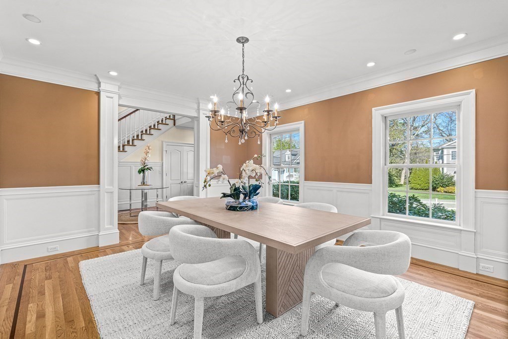 2 River Glen Road Wellesley, MA 02481 - Photo 6 of 39