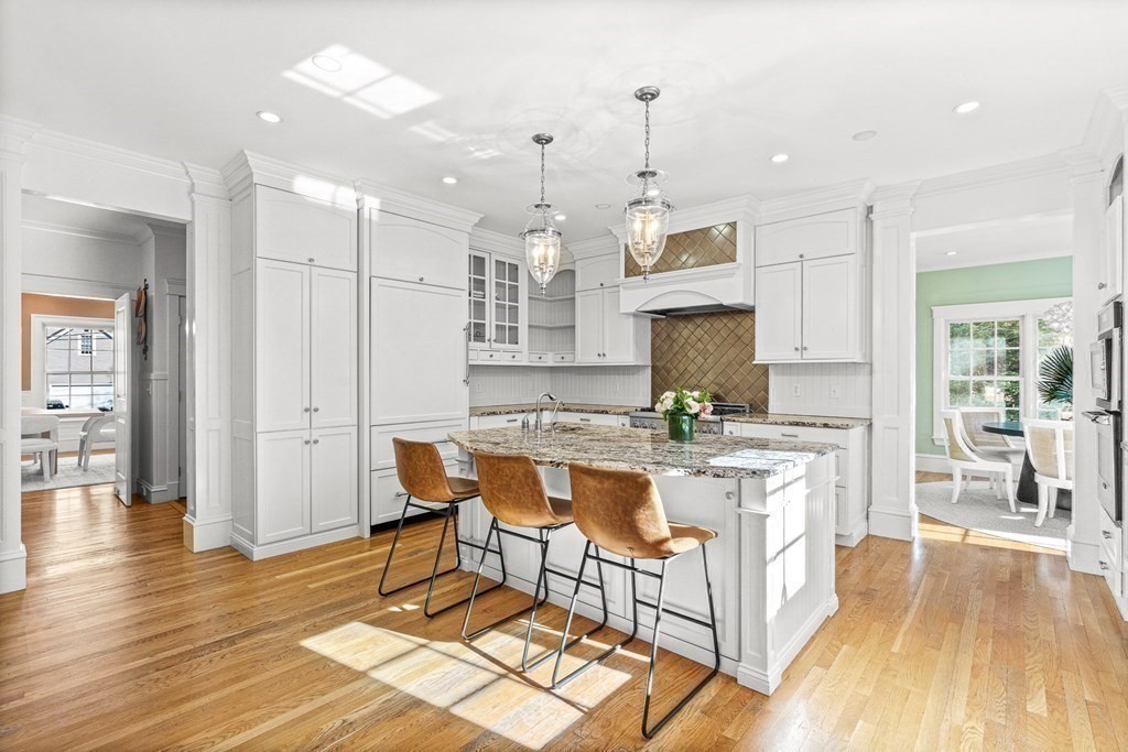 2 River Glen Road Wellesley, MA 02481 - Photo 8 of 39