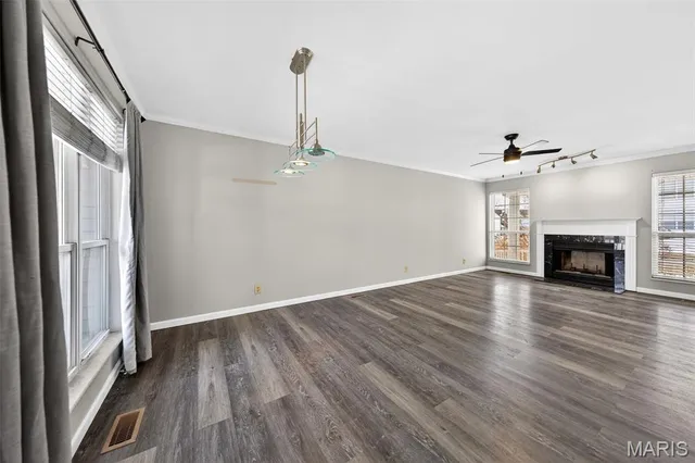 $250,000 | 1450 Whispering Creek Drive, Ballwin, MO 63021