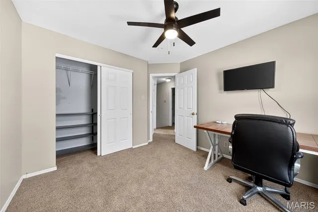 $250,000 | 1450 Whispering Creek Drive, Ballwin, MO 63021