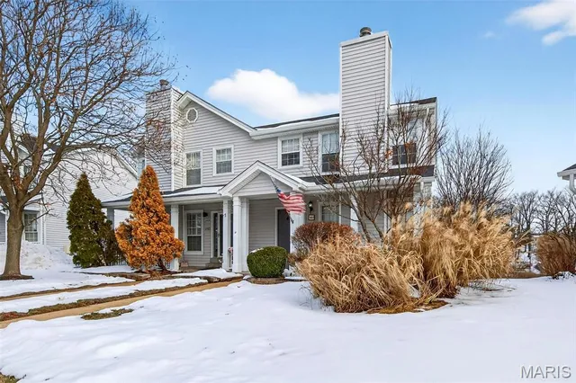 $250,000 | 1450 Whispering Creek Drive, Ballwin, MO 63021