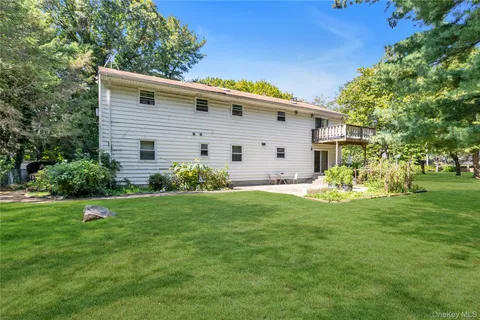 $1,699,000 | 270 Frost Pond Road, Glen Head, NY 11545