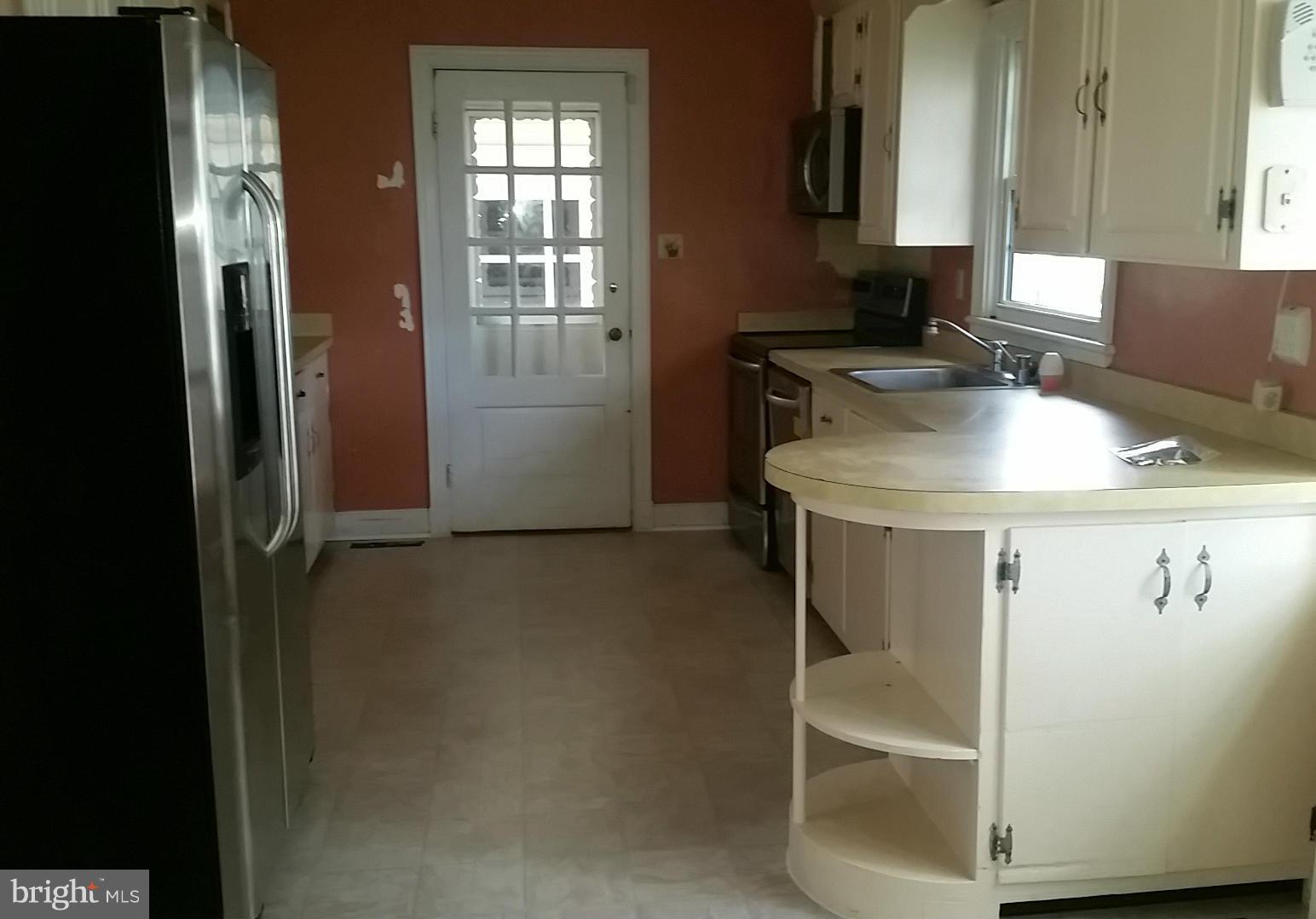 186 Rectory Road Montross, VA 22520 - Photo 14 of 20 Kitchen