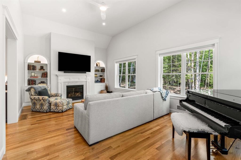 131 Exeter Road North Hampton, NH 03862 - Photo 15 of 36