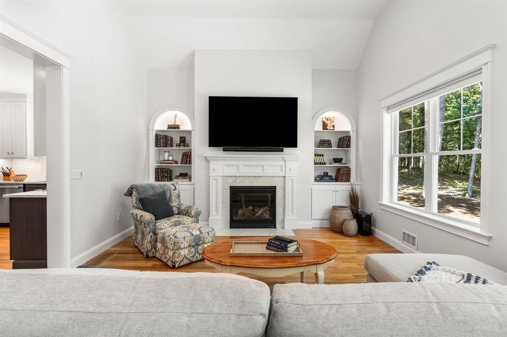 131 Exeter Road North Hampton, NH 03862 - Photo 17 of 39