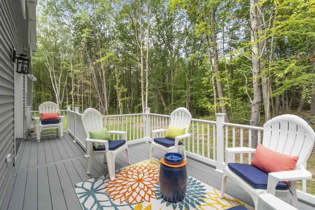 $1,195,000 | 131 Exeter Road, North Hampton, NH 03862