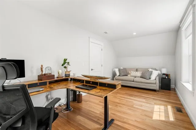 $1,195,000 | 131 Exeter Road, North Hampton, NH 03862