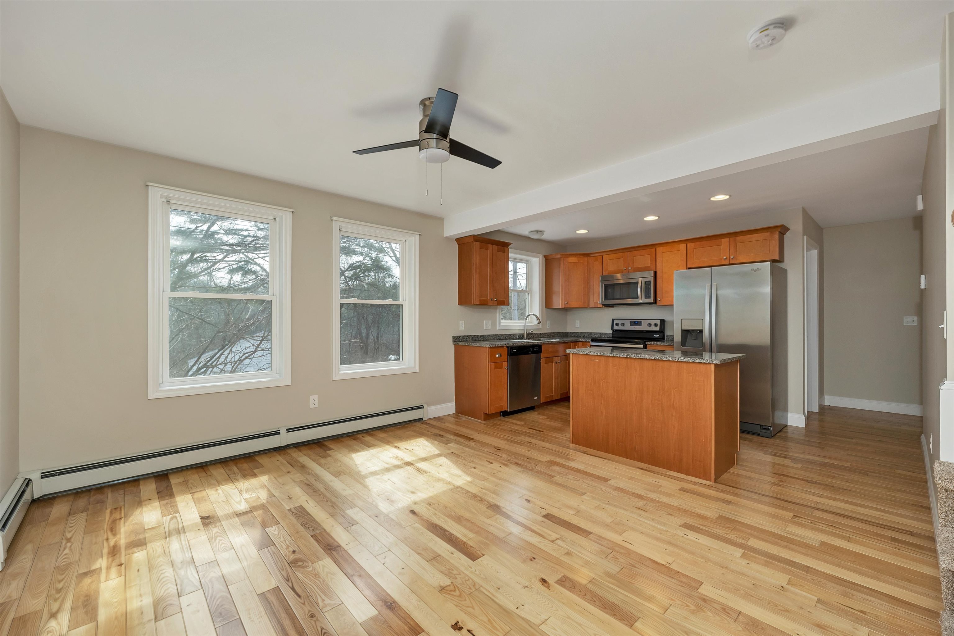 370 Stage Road, Unit 3 Nottingham, NH 03290 - Photo 15 of 40