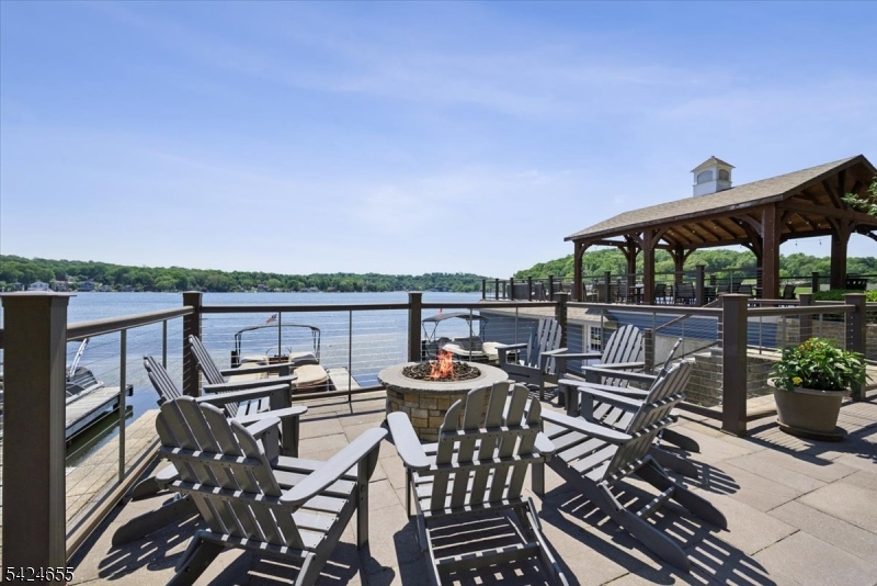 401 Mariners Pointe Hopatcong, NJ 07843 - Photo 7 of 42 a view of a balcony with furniture and outdoor view