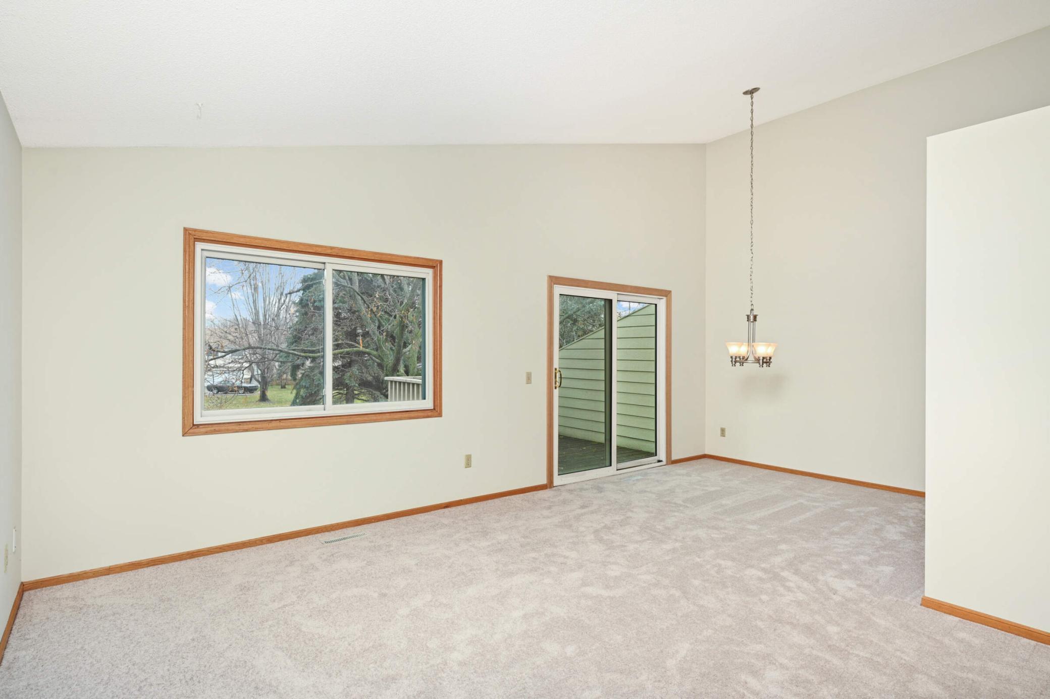 11213 Xavier Road Bloomington, MN 55437 - Photo 5 of 22 Gallery Image 5