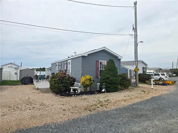 $399,000 | 689 Succotash Road, South Kingstown, RI 02879