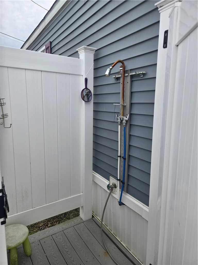 689 Succotash Road South Kingstown, RI 02879 - Photo 28 of 30