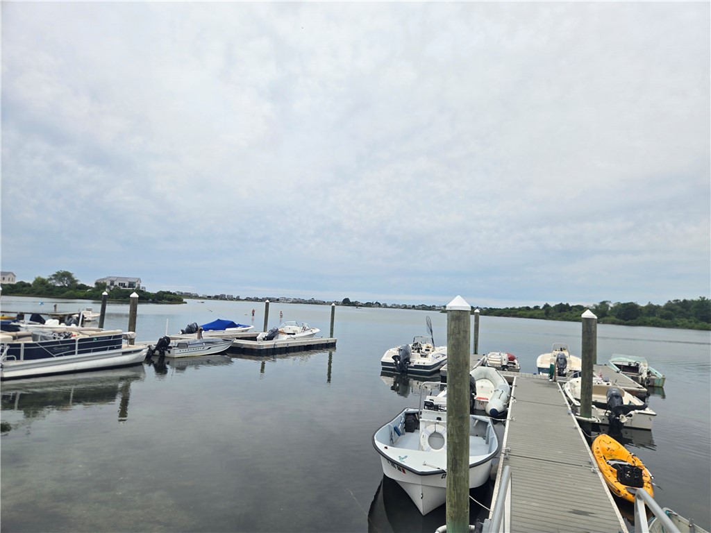 689 Succotash Road South Kingstown, RI 02879 - Photo 8 of 30