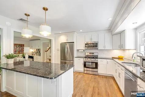 $1,190,000 | 369 Voorhis Avenue, Wyckoff, NJ 07481