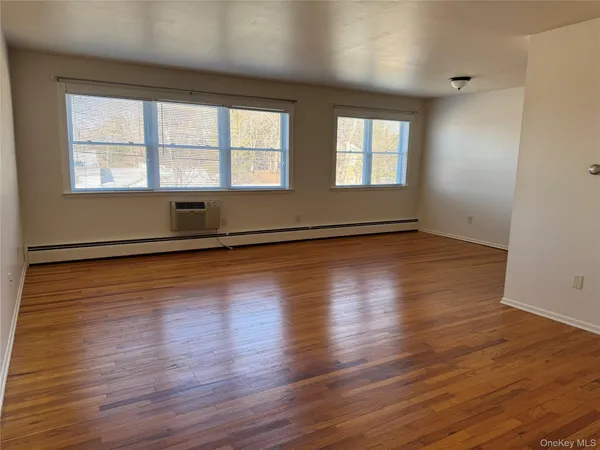 $2,500 | 229 North Middletown Road, Unit G, Pearl River, NY 10965