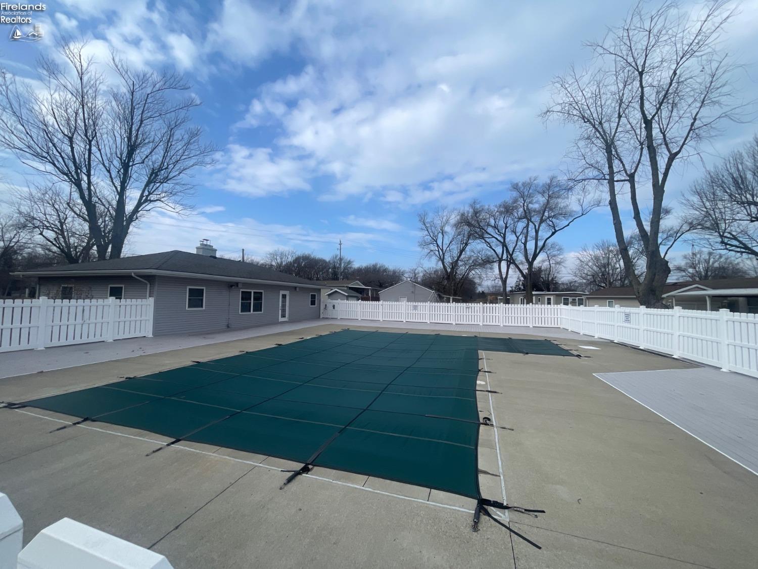 1623 Northeast Catawba Road, Unit 129 Port Clinton, OH 43452 - Photo 14 of 16 Gallery Image 14