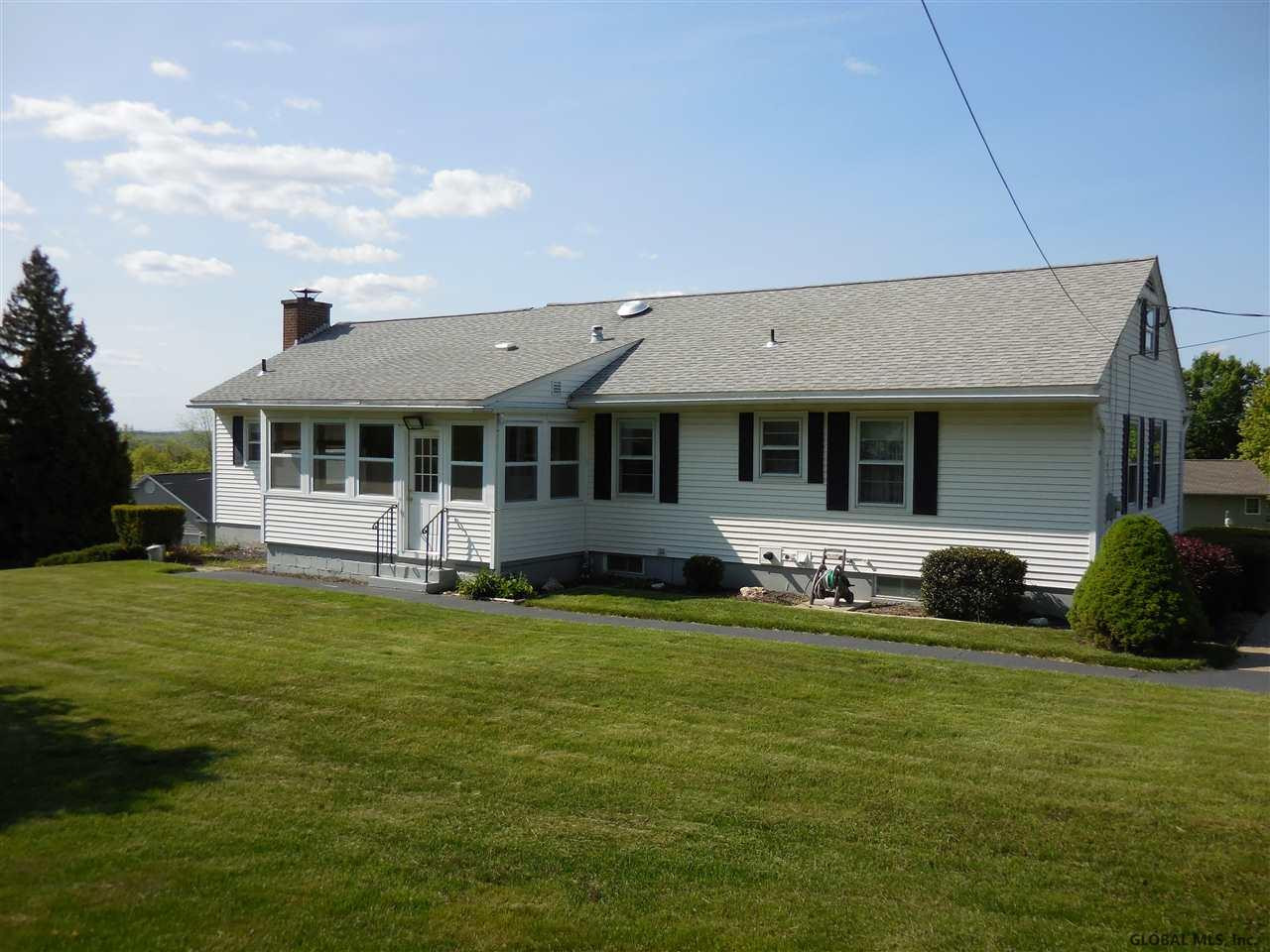 311 Malrick Road Troy, NY 12182 - Photo 4 of 21 Photo 4