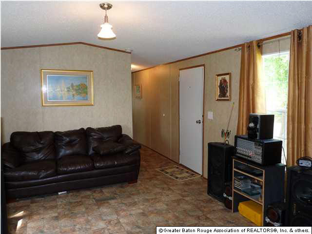 30255 Milton Road Walker, LA 70785 - Photo 15 of 18 Gallery Image 15