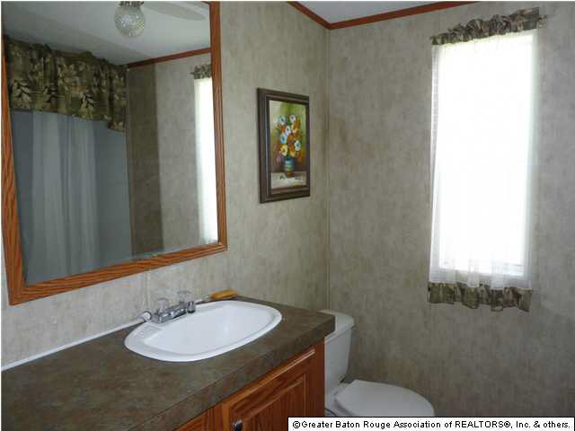 30255 Milton Road Walker, LA 70785 - Photo 7 of 18 Gallery Image 7