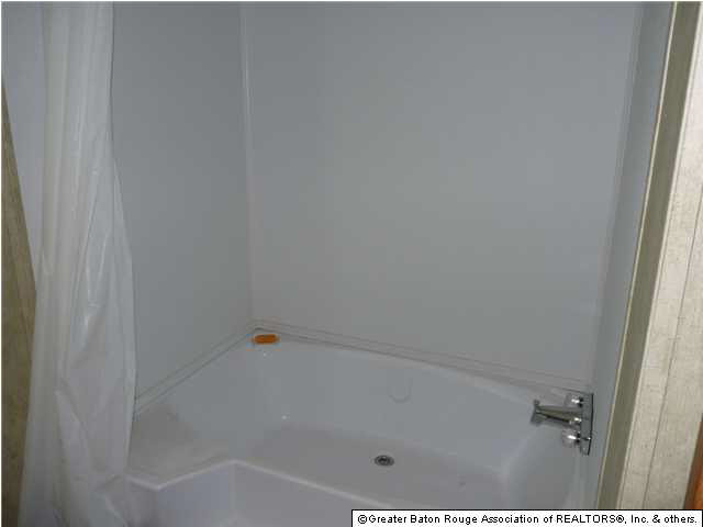 30255 Milton Road Walker, LA 70785 - Photo 8 of 18 Gallery Image 8