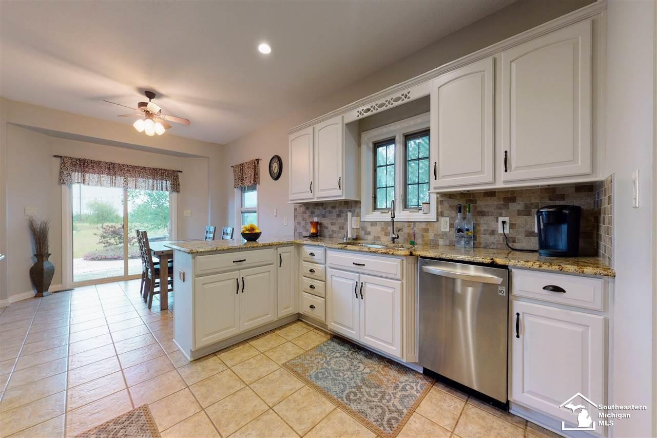11260 Maxwell Road Carleton, MI 48117 - Photo 6 of 64