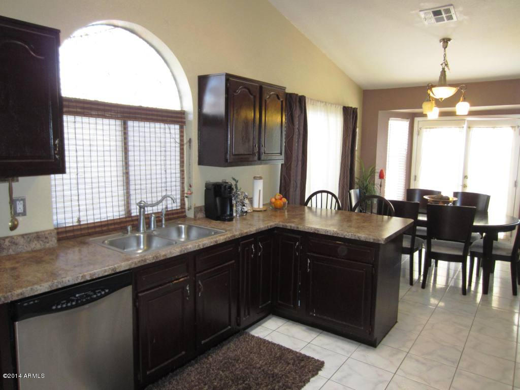 4229 East Frye Road Phoenix, AZ 85048 - Photo 8 of 33 4229 E FRYE RD Butler 005