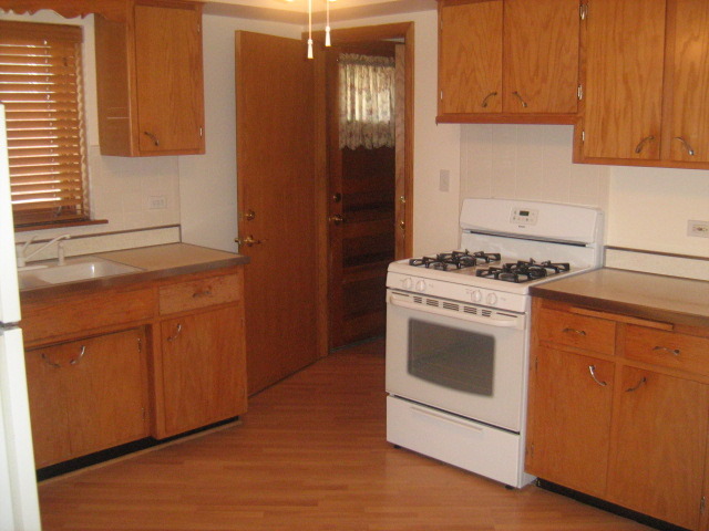 451 South NW Highway Park Ridge, IL 60068 - Photo 15 of 25