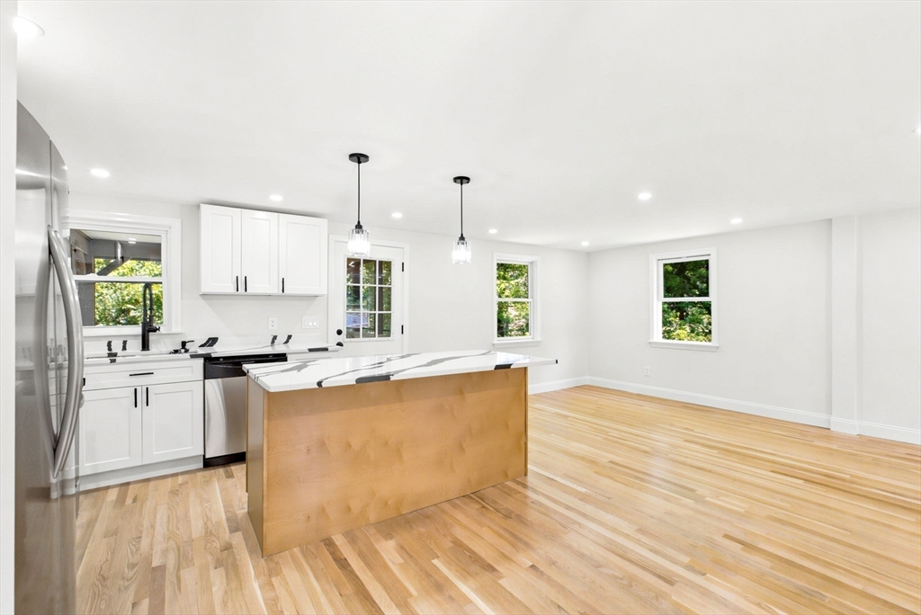 29 Sumner Street Canton, MA 02021 - Photo 3 of 28