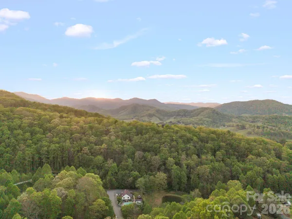 $715,000 | 25 View Ridge Parkway, Leicester, NC 28748