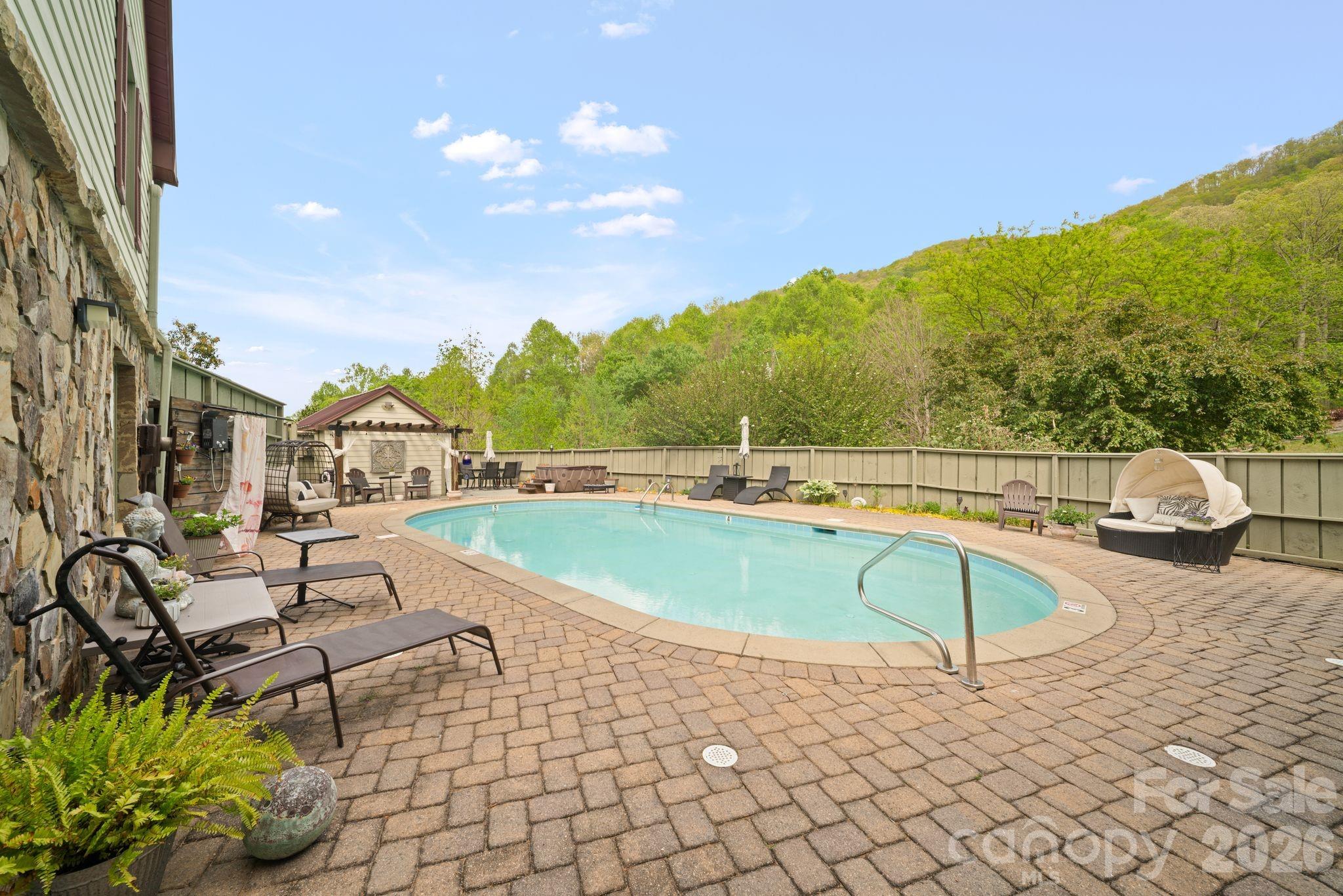 25 View Ridge Parkway Leicester, NC 28748 - Photo 4 of 38