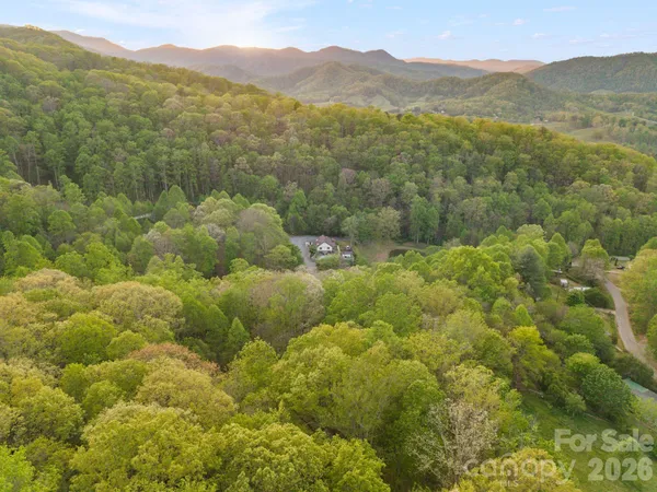 $715,000 | 25 View Ridge Parkway, Leicester, NC 28748