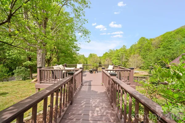 $715,000 | 25 View Ridge Parkway, Leicester, NC 28748