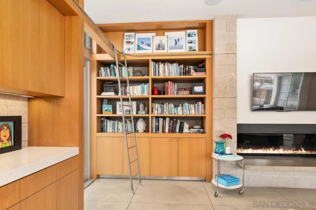 a view of an outdoor kitchen