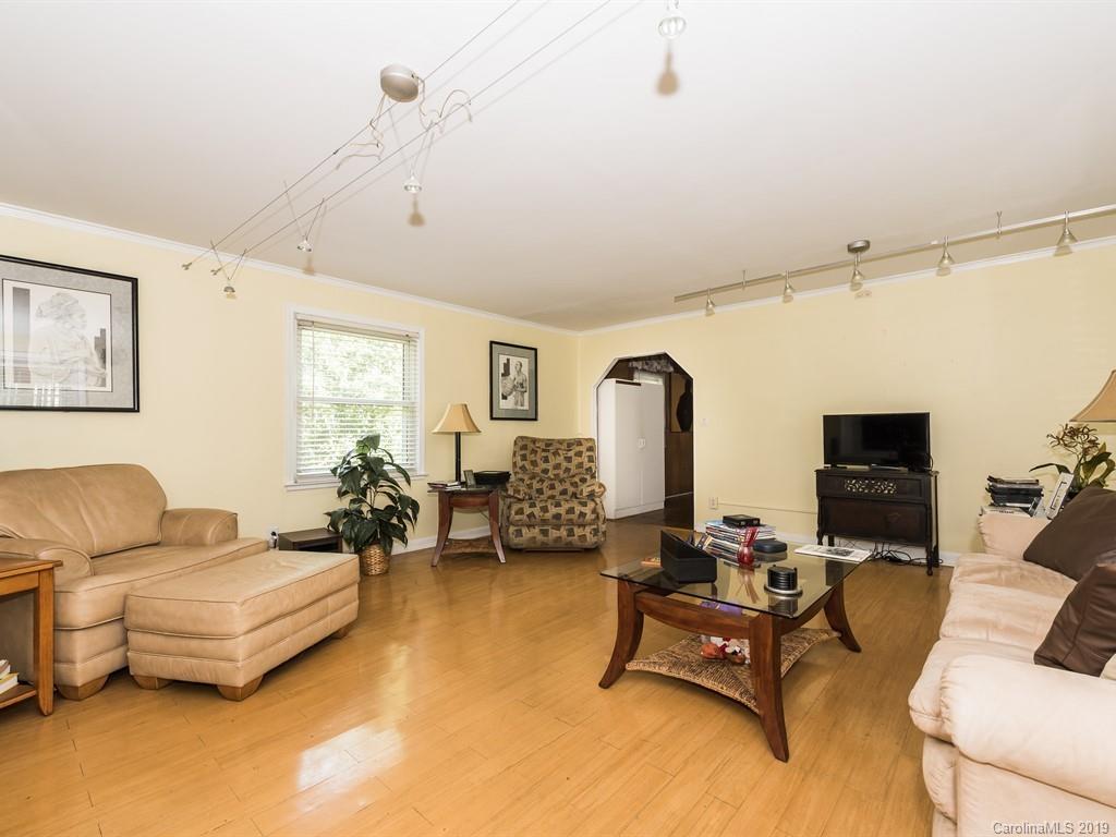 2544 Ashley Road Charlotte, NC 28208 - Photo 17 of 32 Gallery Image 17