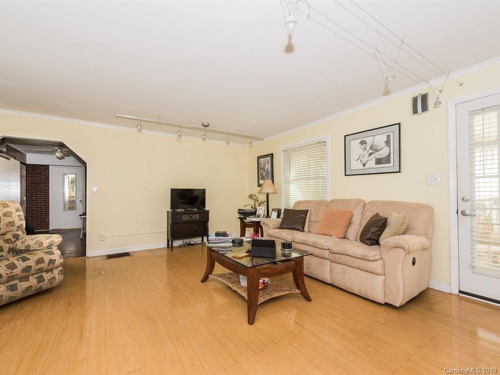 2544 Ashley Road Charlotte, NC 28208 - Photo 18 of 32 Gallery Image 18