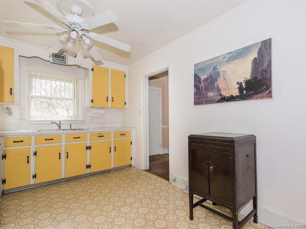 2544 Ashley Road Charlotte, NC 28208 - Photo 10 of 32 Gallery Image 10