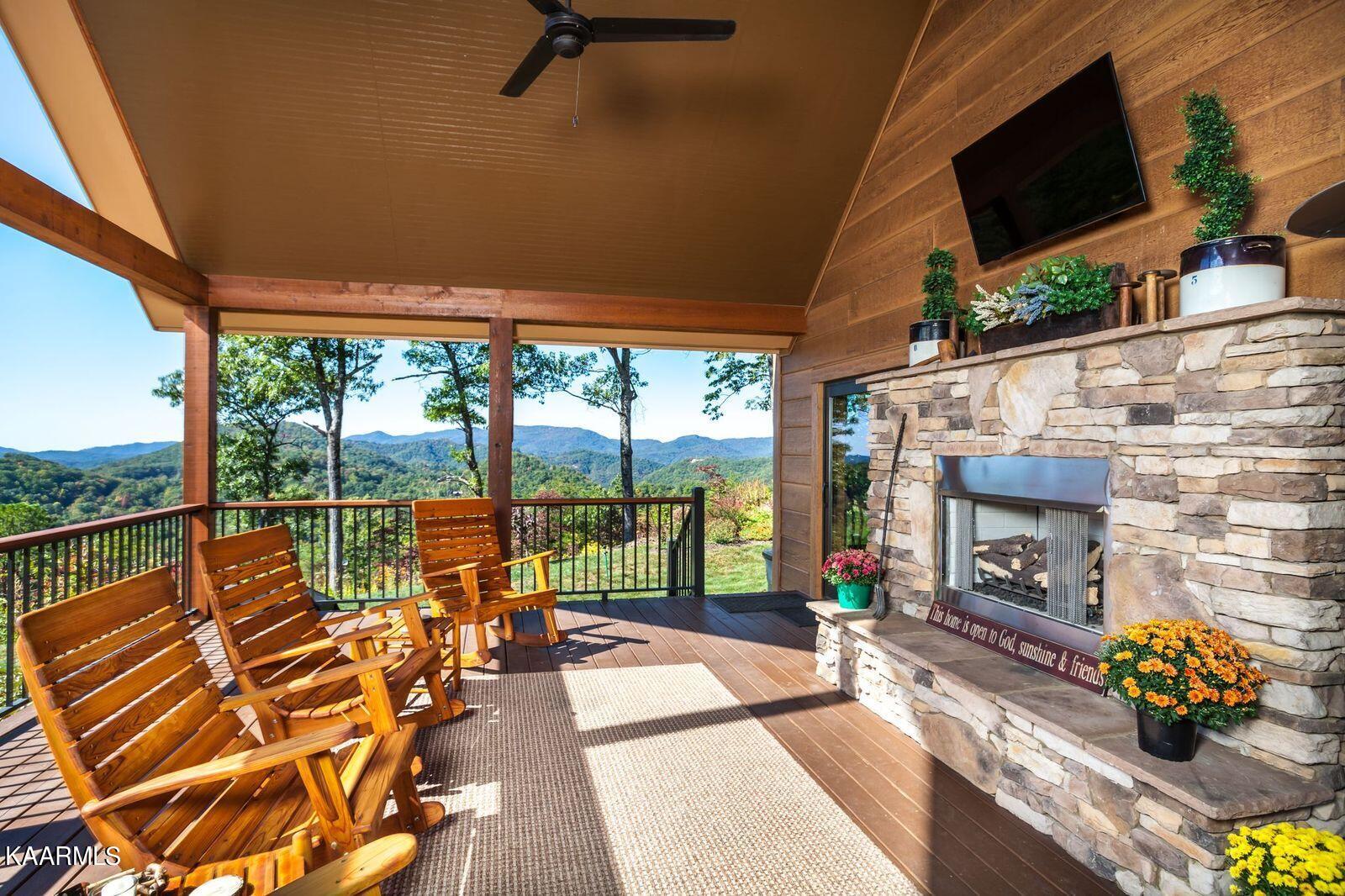 2791 Happy Hollow Road Sevierville, TN 37862 - Photo 6 of 31 3