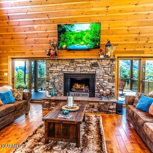 2791 Happy Hollow Road Sevierville, TN 37862 - Photo 9 of 31 8