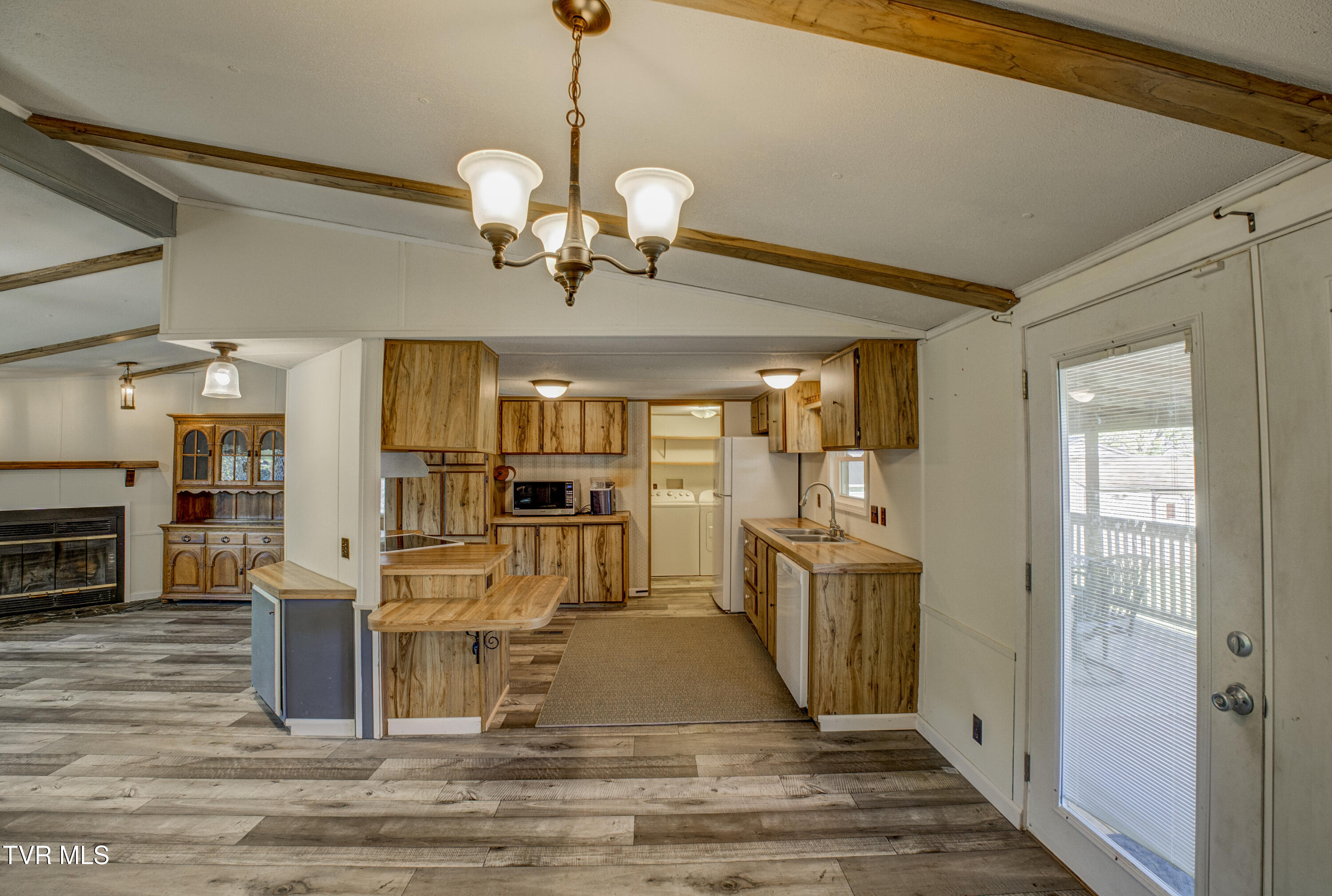 475 White Sands Road Greeneville, TN 37743 - Photo 11 of 53 DSC04359_60_61_62_63
