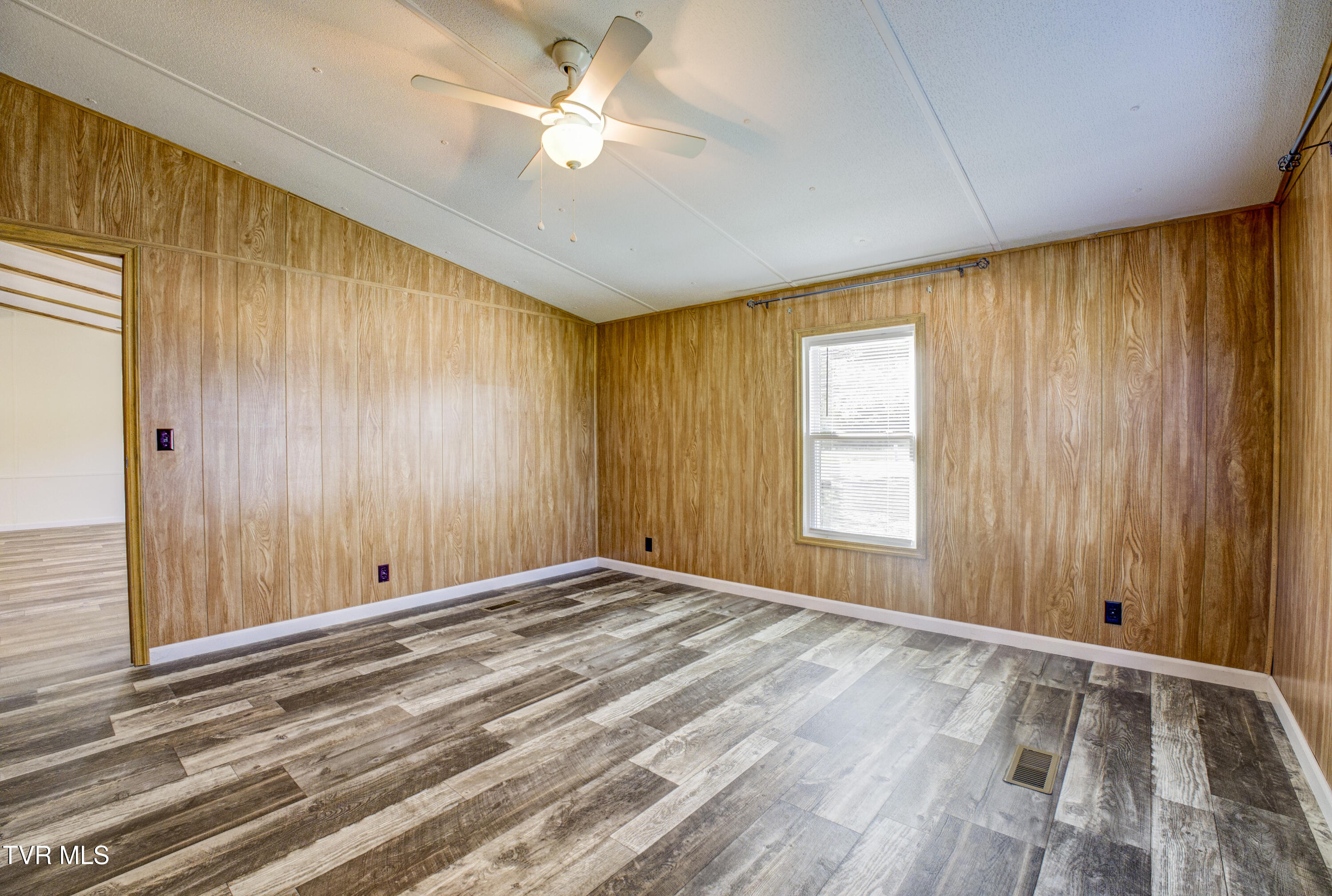 475 White Sands Road Greeneville, TN 37743 - Photo 29 of 53 DSC04494_5_6_7_8