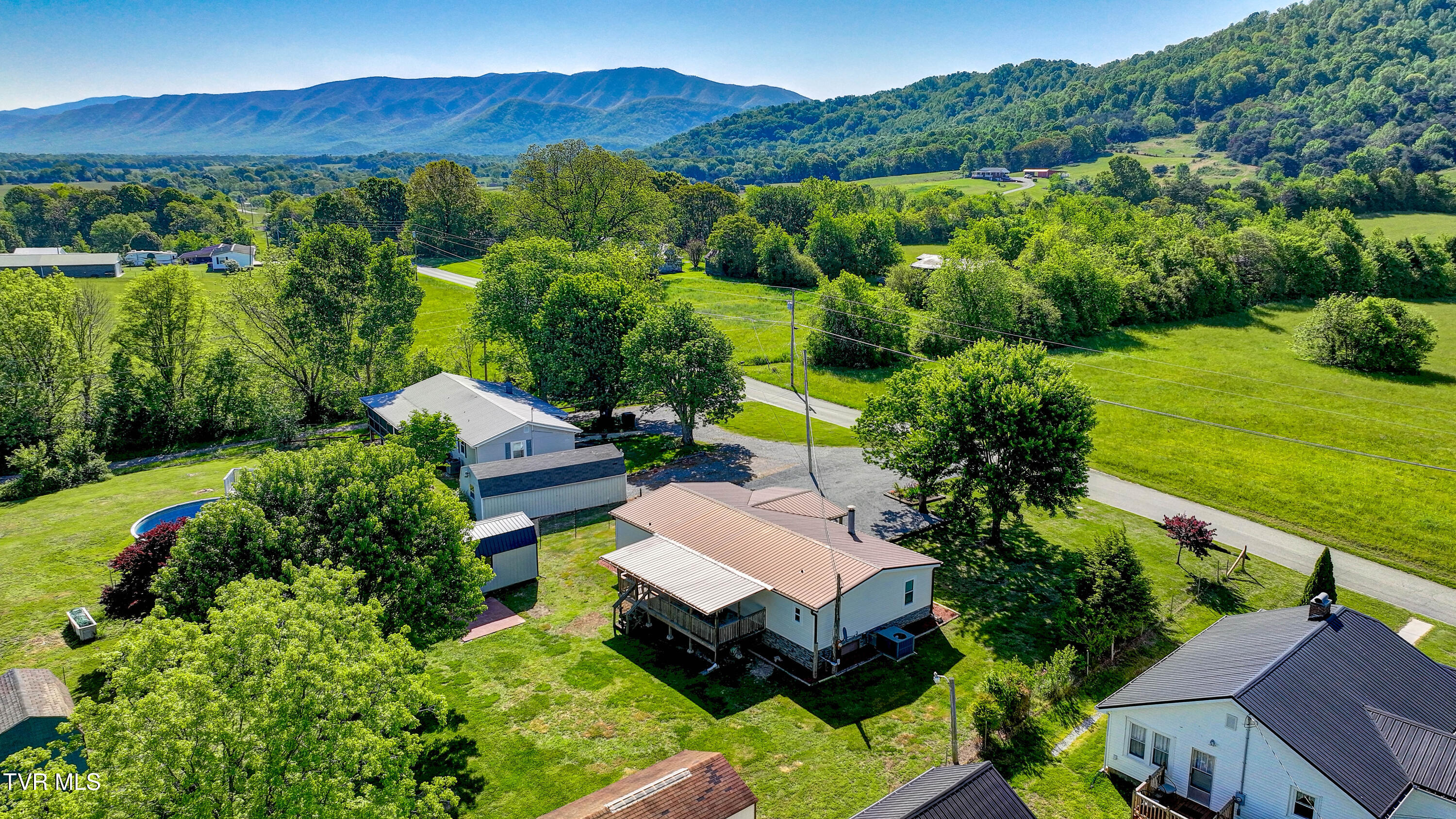 475 White Sands Road Greeneville, TN 37743 - Photo 49 of 53 DJI_20260423102025_0377_D_78_D_79_D_80_D