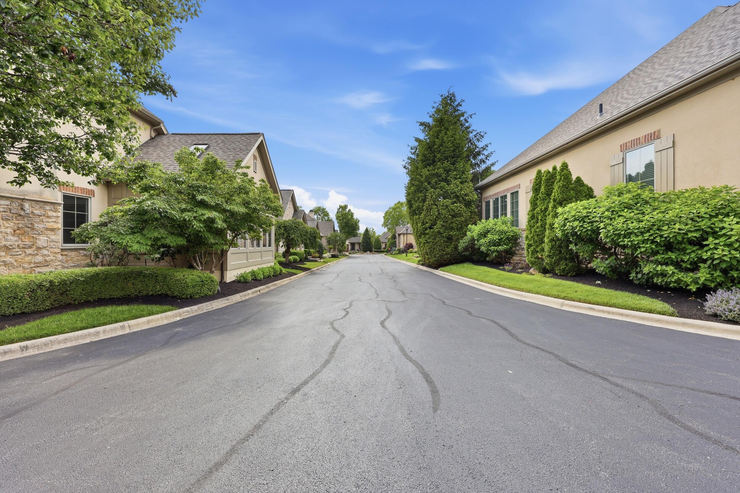 3233 Armscote Road Dublin, OH 43017 - Photo 41 of 46 41_072a2322