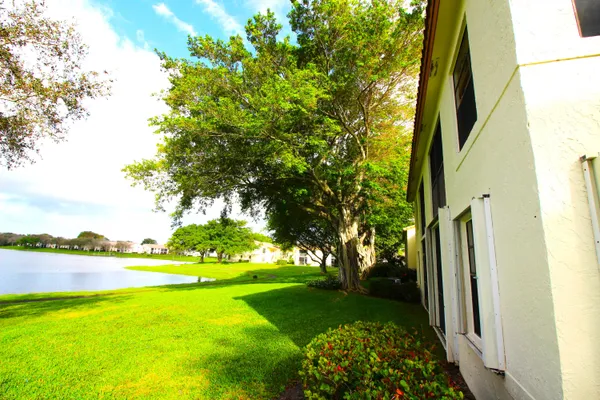 $2,450 | 2900 Olivewood Terrace, Unit O203, Boca Raton, FL 33431