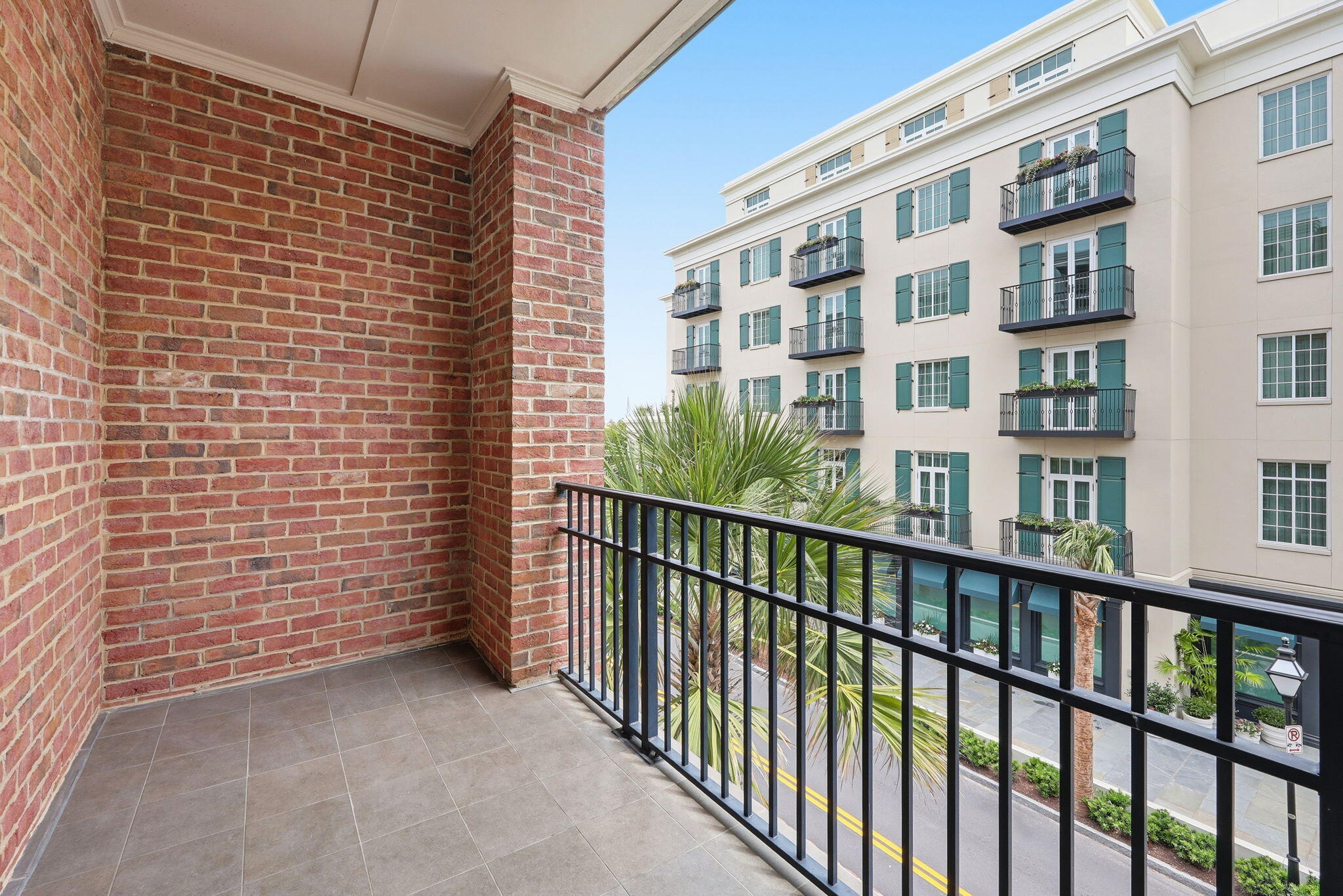175 Concord Street, Unit 204 Charleston, SC 29401 - Photo 13 of 18