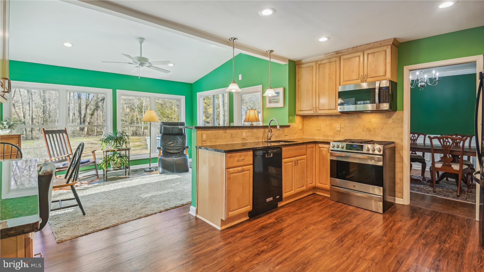 4036 Trapp Road Fairfax, VA 22032 - Photo 9 of 29 Gallery Image 9