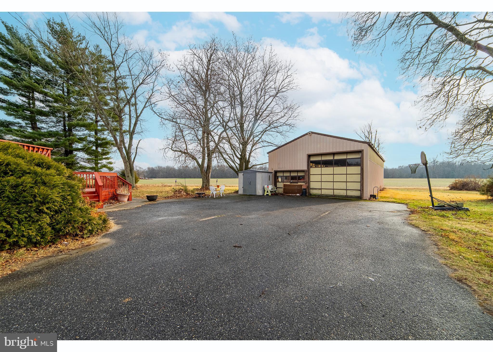109 Schoolhouse Road Carneys Point, NJ 08069 - Photo 8 of 36