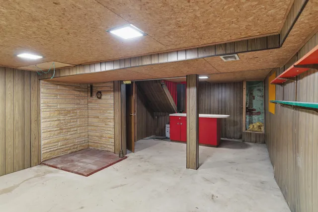 $84,500 | 110 South 3rd Street, Kiester, MN 56051